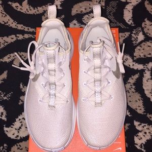 Women’s Nike free trainer 8 champagne